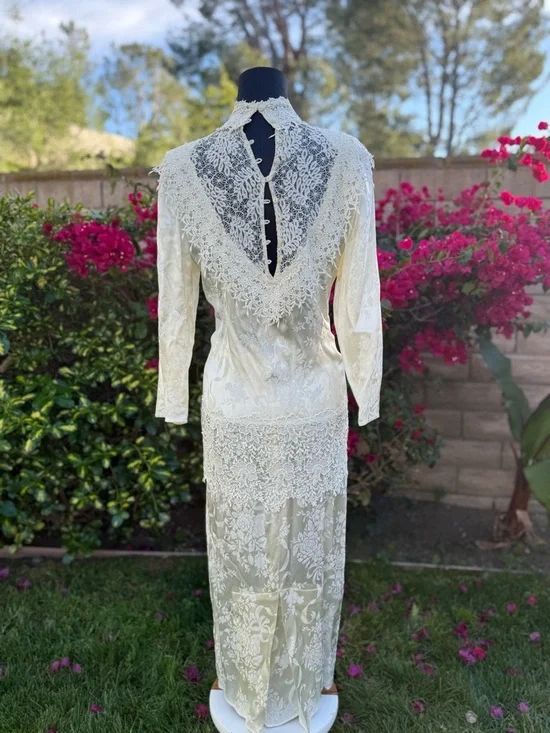 Jessica McClintock OffWhite Lace High-Neck Long Sleeve Wedding Top and Skirt Set - Picture 6 of 10